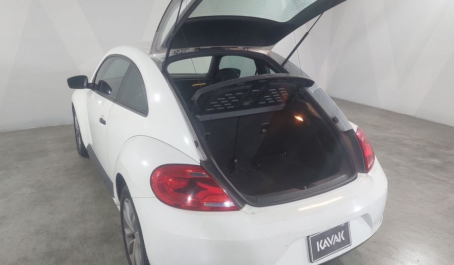 Volkswagen Beetle 2.5 TIPTRONIC Hatchback 2013