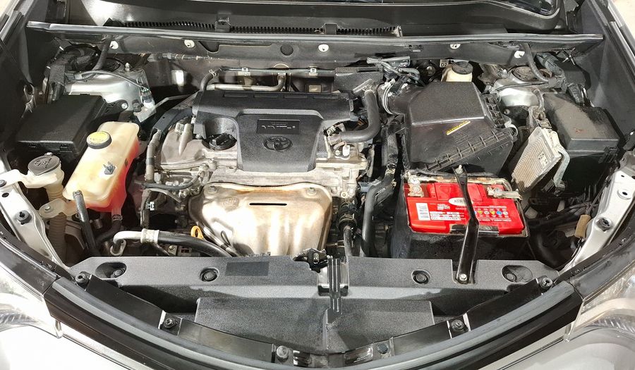 Toyota Rav4 2.5 XLE AWD AT Suv 2016