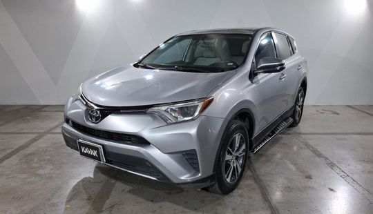 Toyota • RAV4
