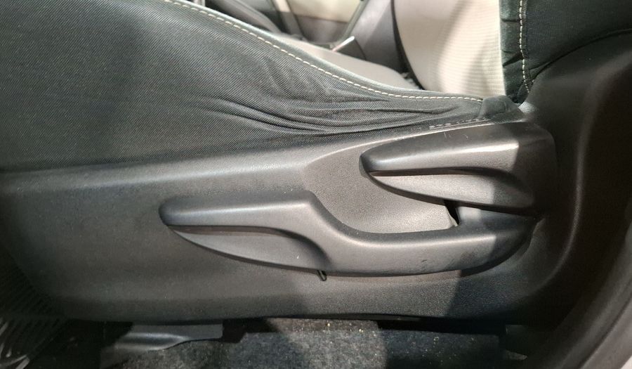 Toyota Rav4 2.5 XLE AWD AT Suv 2016