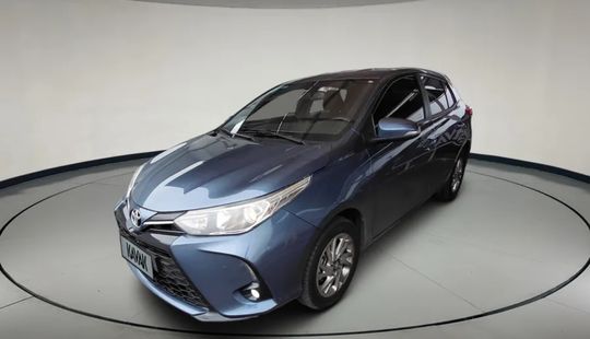Toyota • Yaris