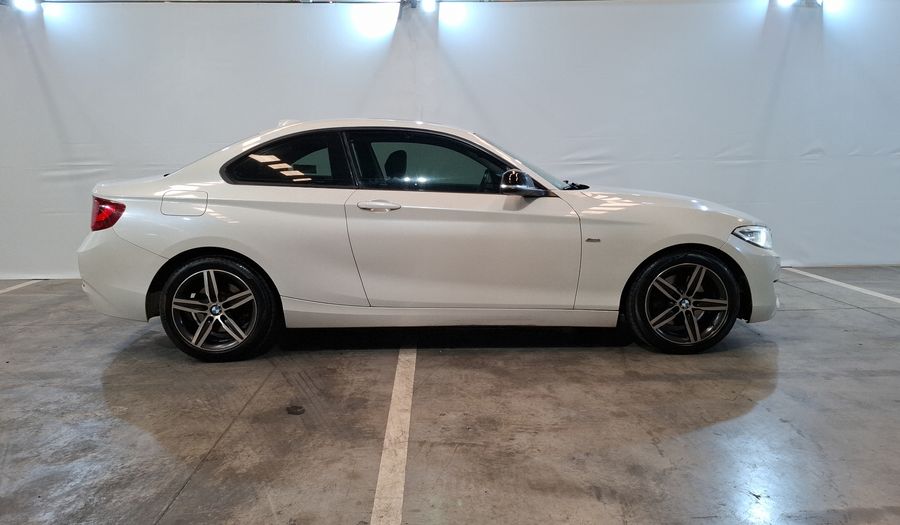 Bmw Serie 2 2.0 220IA SPORT LINE Coupe 2017