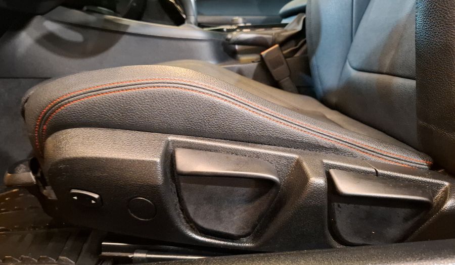 Bmw Serie 2 2.0 220IA SPORT LINE Coupe 2017