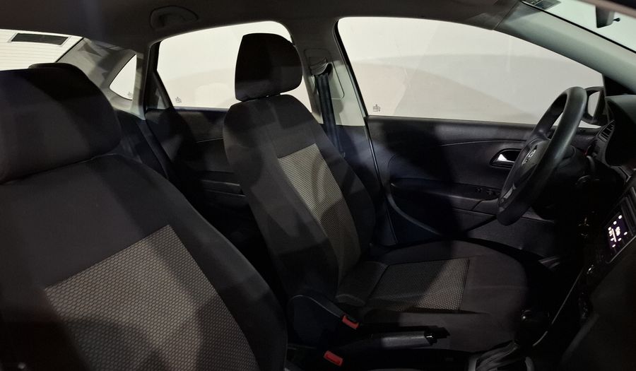 Volkswagen Vento 1.6 STARTLINE AUTO Sedan 2021