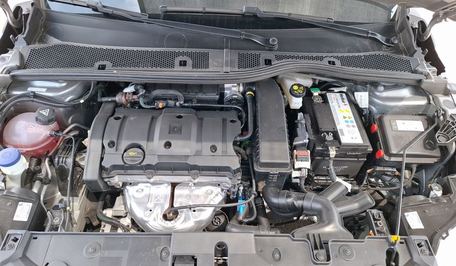 Peugeot 208 1.6L ALLURE Hatchback 2024