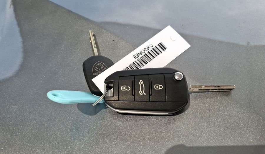Peugeot 208 1.6L ALLURE Hatchback 2024