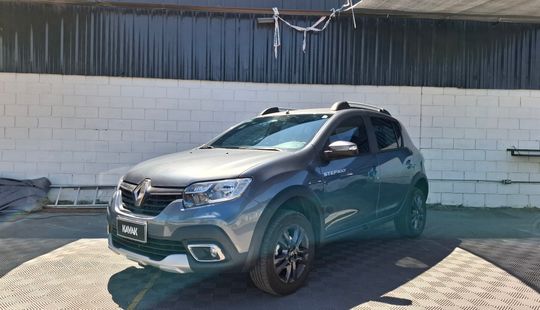 Renault • Sandero Stepway