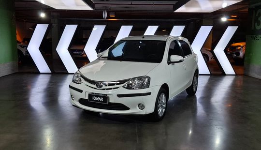 Toyota • Etios