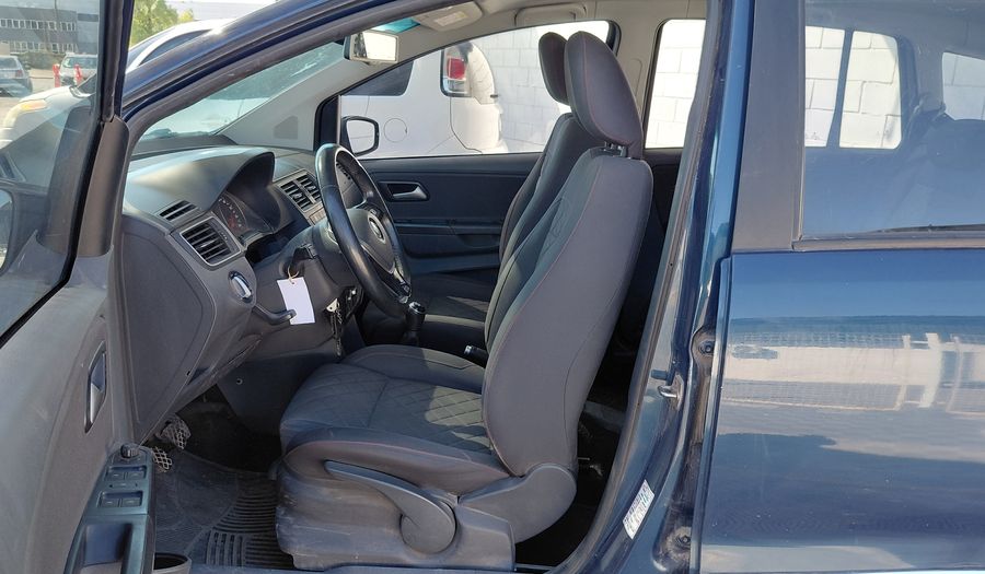 Volkswagen Suran 1.6 16V HIGHLINE Wagon 2016