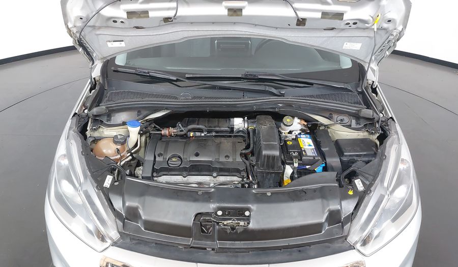 Peugeot 208 ALLURE Hatchback 2018