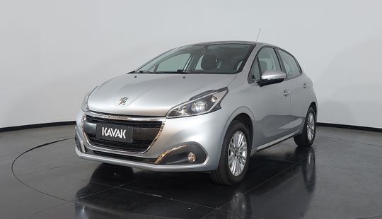Peugeot • 208
