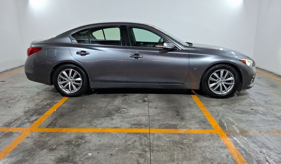 Infiniti Q50 3.7 SEDUCTION AT Sedan 2017