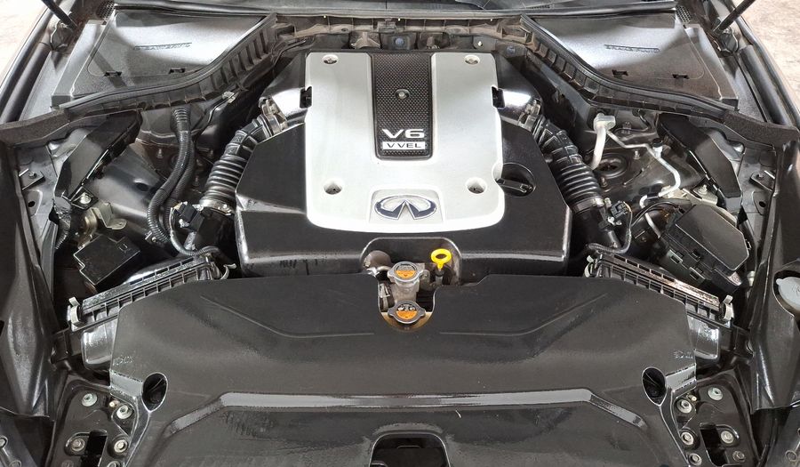 Infiniti Q50 3.7 SEDUCTION AT Sedan 2017