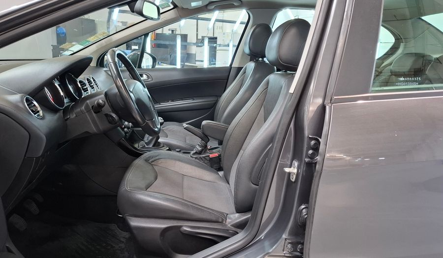 Peugeot 408 1.6 THP ALLURE+ Sedan 2017