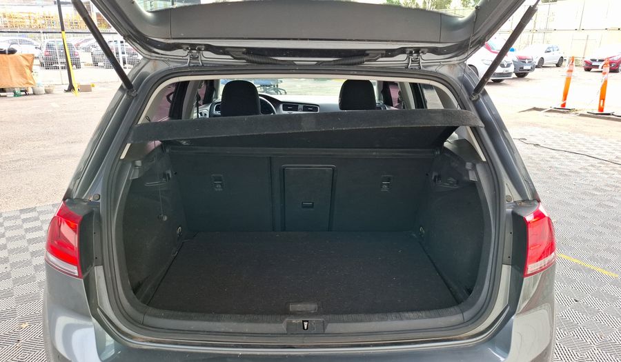 Volkswagen Golf 1.4 TSI COMFORTLINE DSG Hatchback 2017