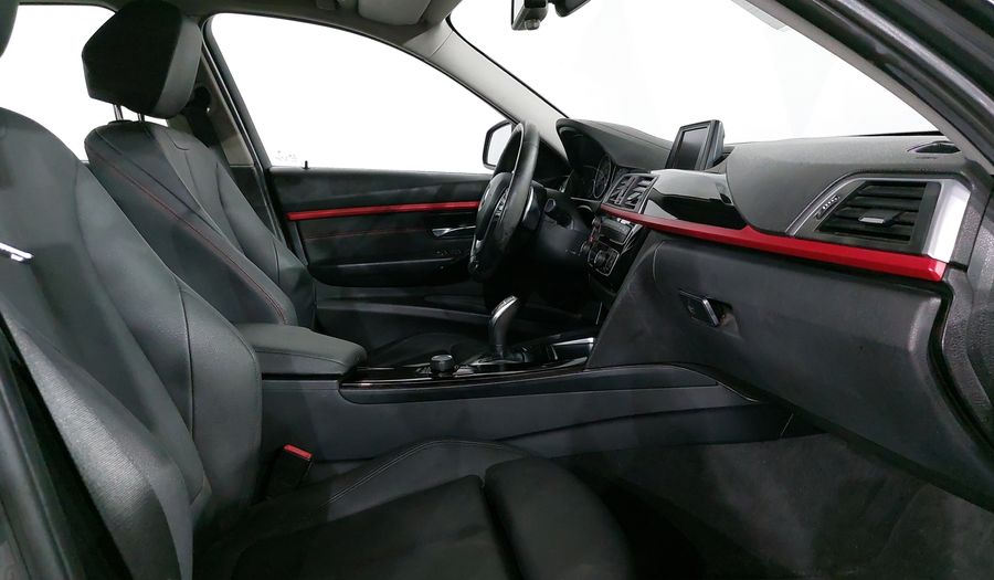 Bmw Serie 3 2.0 320IA SPORT LINE AUTO Sedan 2018