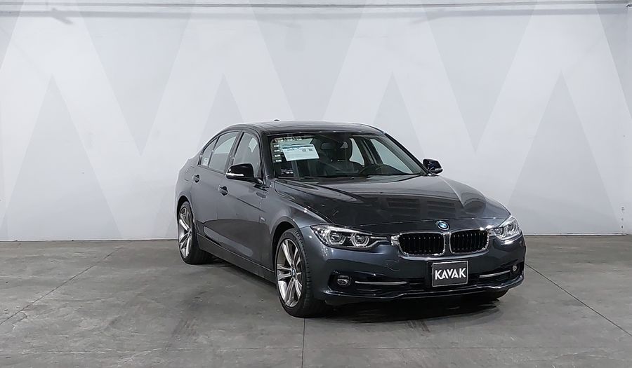 Bmw Serie 3 2.0 320IA SPORT LINE AUTO Sedan 2018
