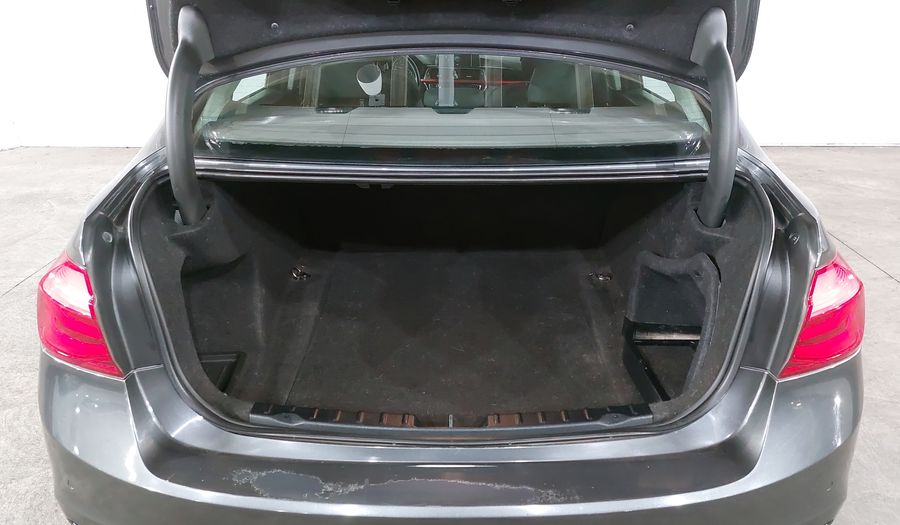 Bmw Serie 3 2.0 320IA SPORT LINE AUTO Sedan 2018