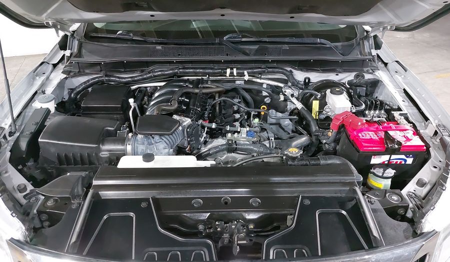 Nissan Np300 2.5 LE TM AC Pickup 2019