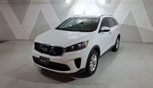 Kia • Sorento