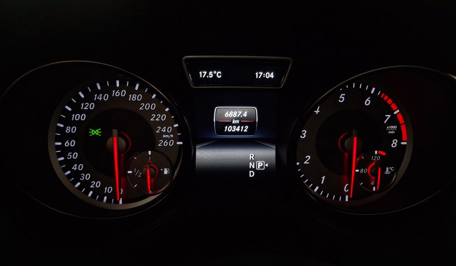 Mercedes Benz Clase Gla 1.6 GLA 200 DCT Suv 2015