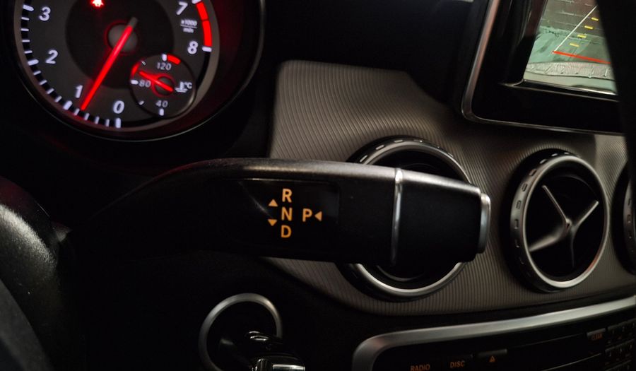 Mercedes Benz Clase Gla 1.6 GLA 200 DCT Suv 2015