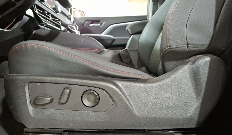 Chevrolet Colorado 2.7 Z71 C AUTO 4WD Pickup 2023