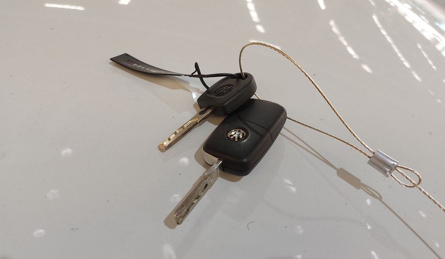 Volkswagen Jetta 2.0 TOTAL FLEX COMFORTLINE TIPTRONIC Sedan 2016