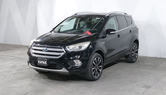 Ford • Escape