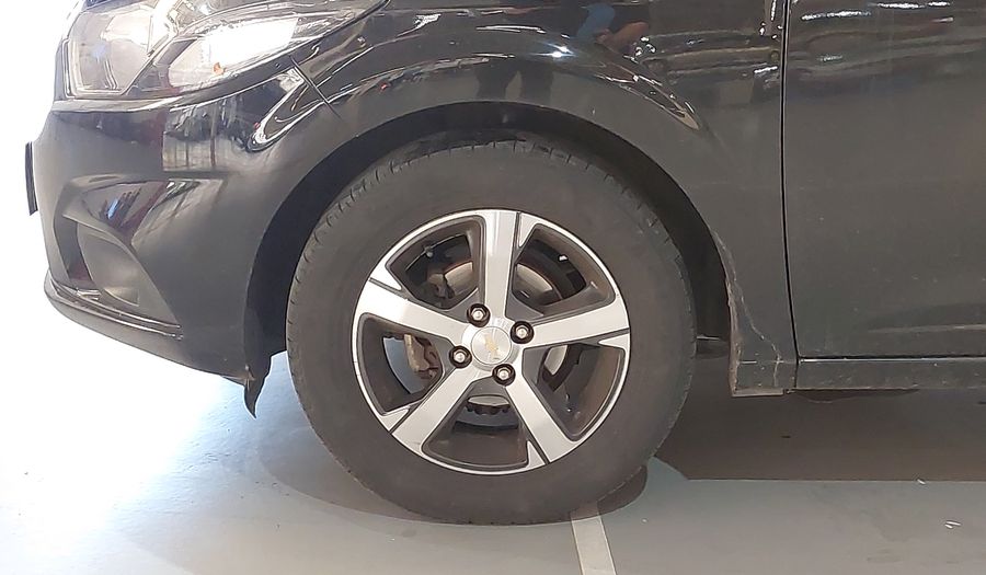 Chevrolet Onix MPFI LTZ Hatchback 2017