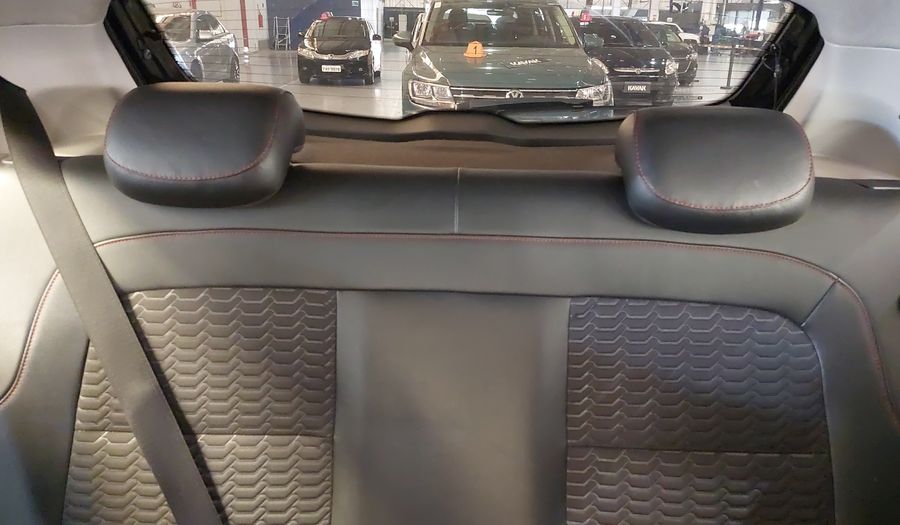 Chevrolet Onix MPFI LTZ Hatchback 2017