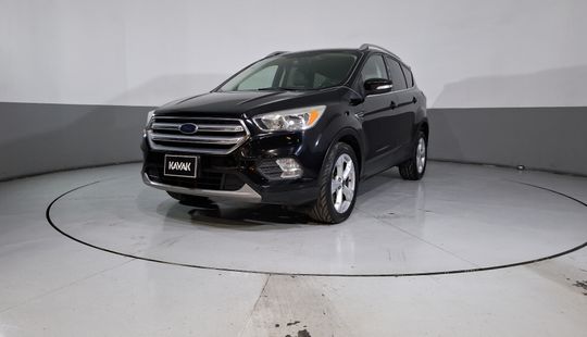 Ford • Escape