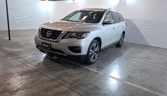 Nissan • Pathfinder