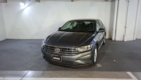 Volkswagen • Jetta