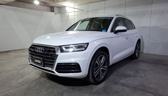 Audi • Q5