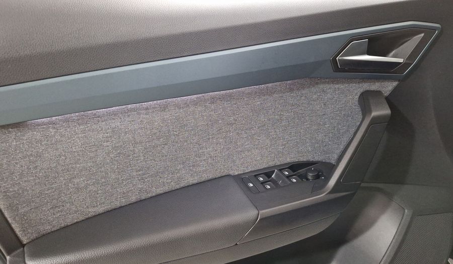 Seat Arona 1.6 XPERIENCE AUTO Suv 2022