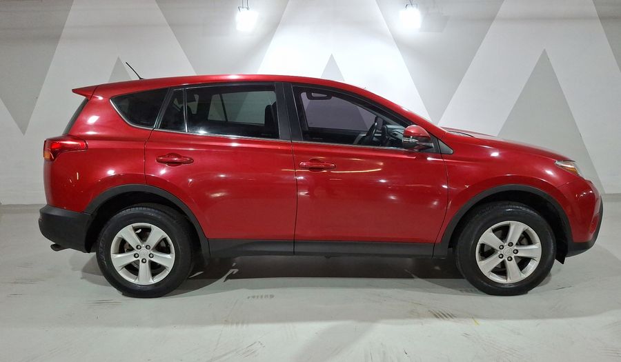 Toyota Rav4 2.5 XLE AT Suv 2013