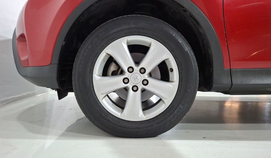 Toyota Rav4 2.5 XLE AT Suv 2013