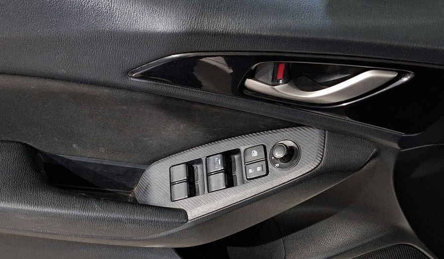 Mazda 3 2.0 SEDAN I TOURING TA Sedan 2014