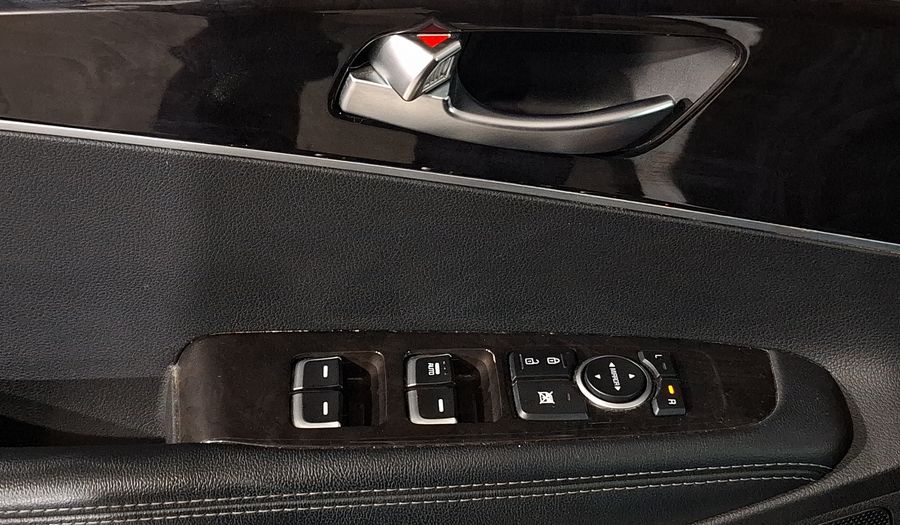 Kia Sorento 2.4 LX AUTO Suv 2018