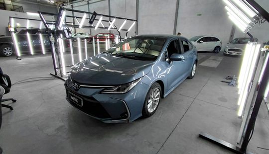 Toyota • Corolla