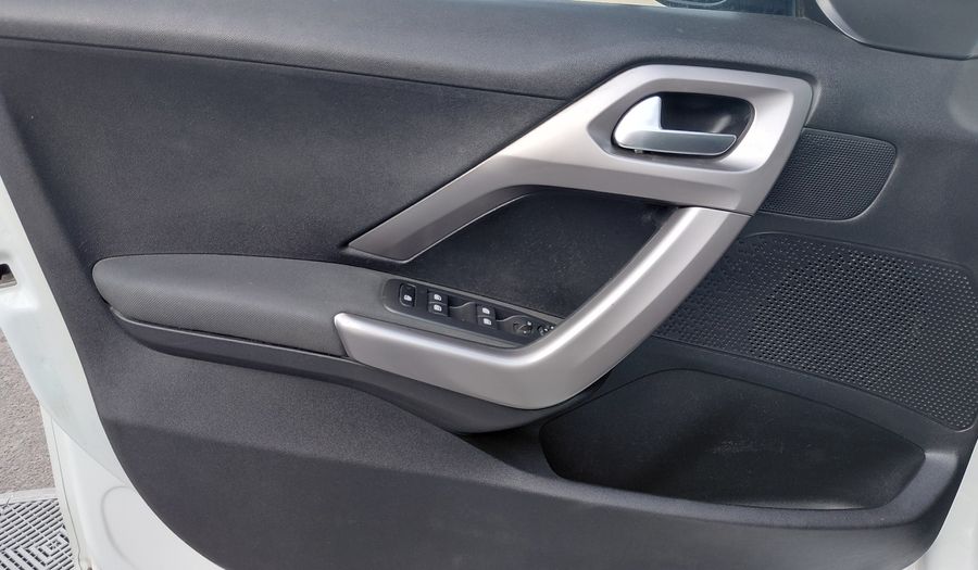 Peugeot 208 1.6 ALLURE Hatchback 2017