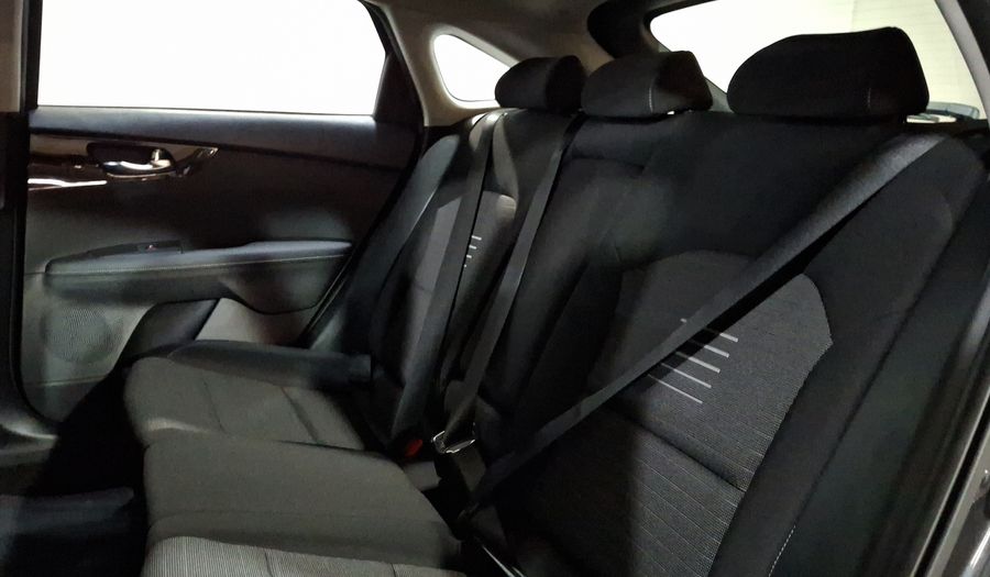 Kia Forte 2.0 EX IVT Hatchback 2020