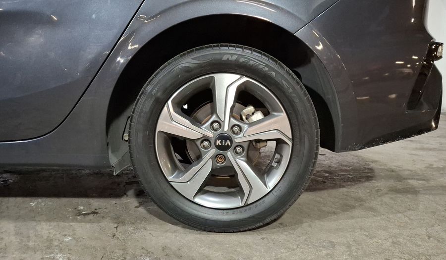 Kia Forte 2.0 EX IVT Hatchback 2020