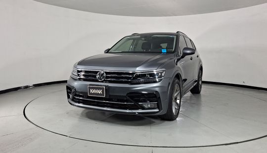 Volkswagen • Tiguan