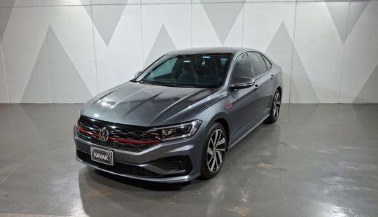 Volkswagen • Jetta