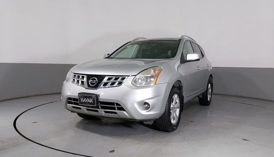 Nissan • Rogue