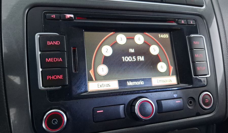 Volkswagen Polo 1.2 HIGHLINE DSG Hatchback 2013