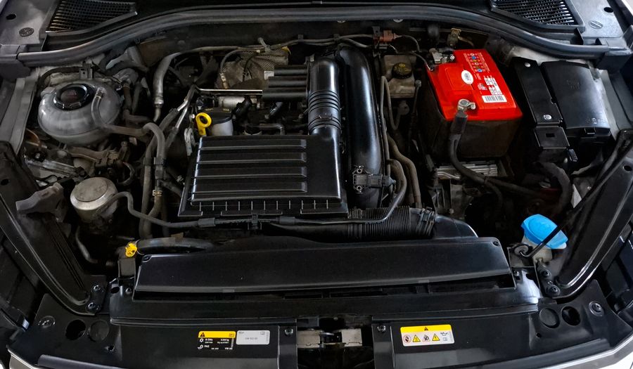 Volkswagen Jetta 1.4 TRENDLINE AUTO Sedan 2021