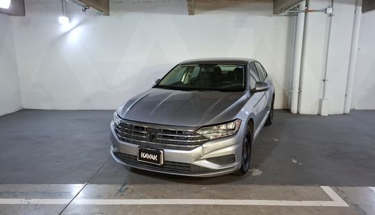 Volkswagen • Jetta